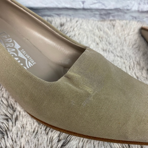 Salvatore Ferragamo Summer Pumps Size 9 - Picture 5 of 7